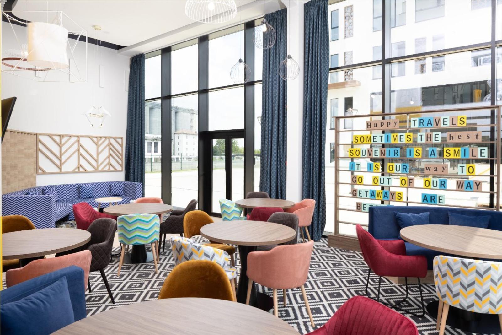 Hampton By Hilton Târgu-Mureş المظهر الخارجي الصورة